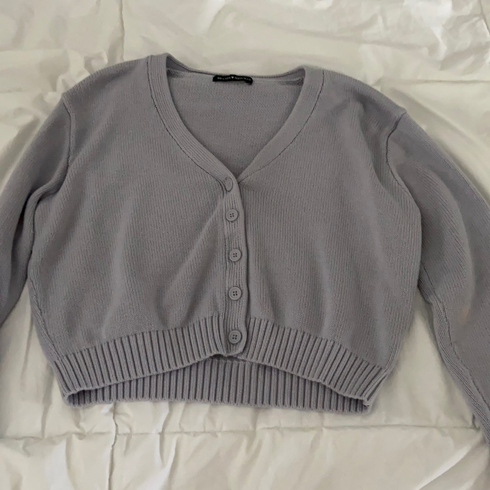 purple v neck button up cropped sweater